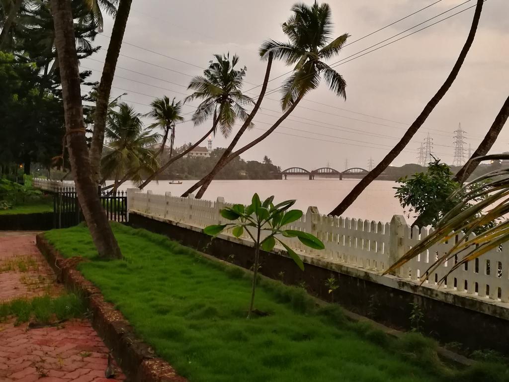 Nisarga Nirvana River House Mangalore Esterno foto